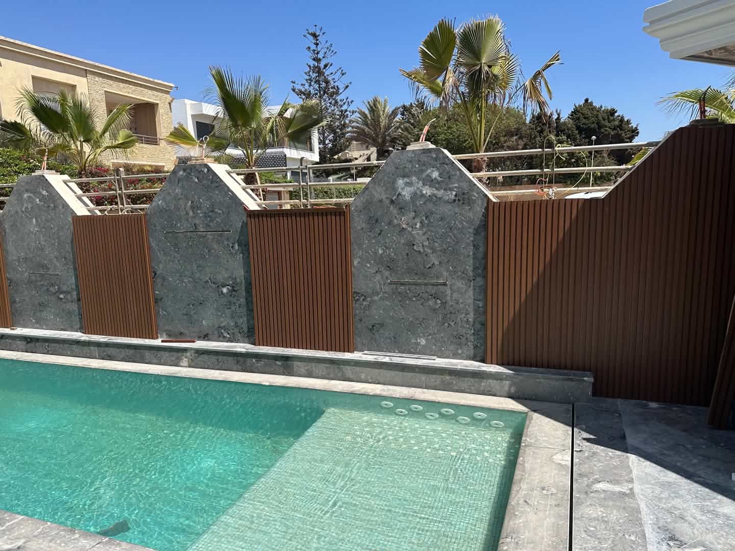 TINK HOME — Habillage mural — réalisation 05 à Agadir